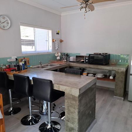 Emmaus Apartment Bloemfontein Eksteriør bilde