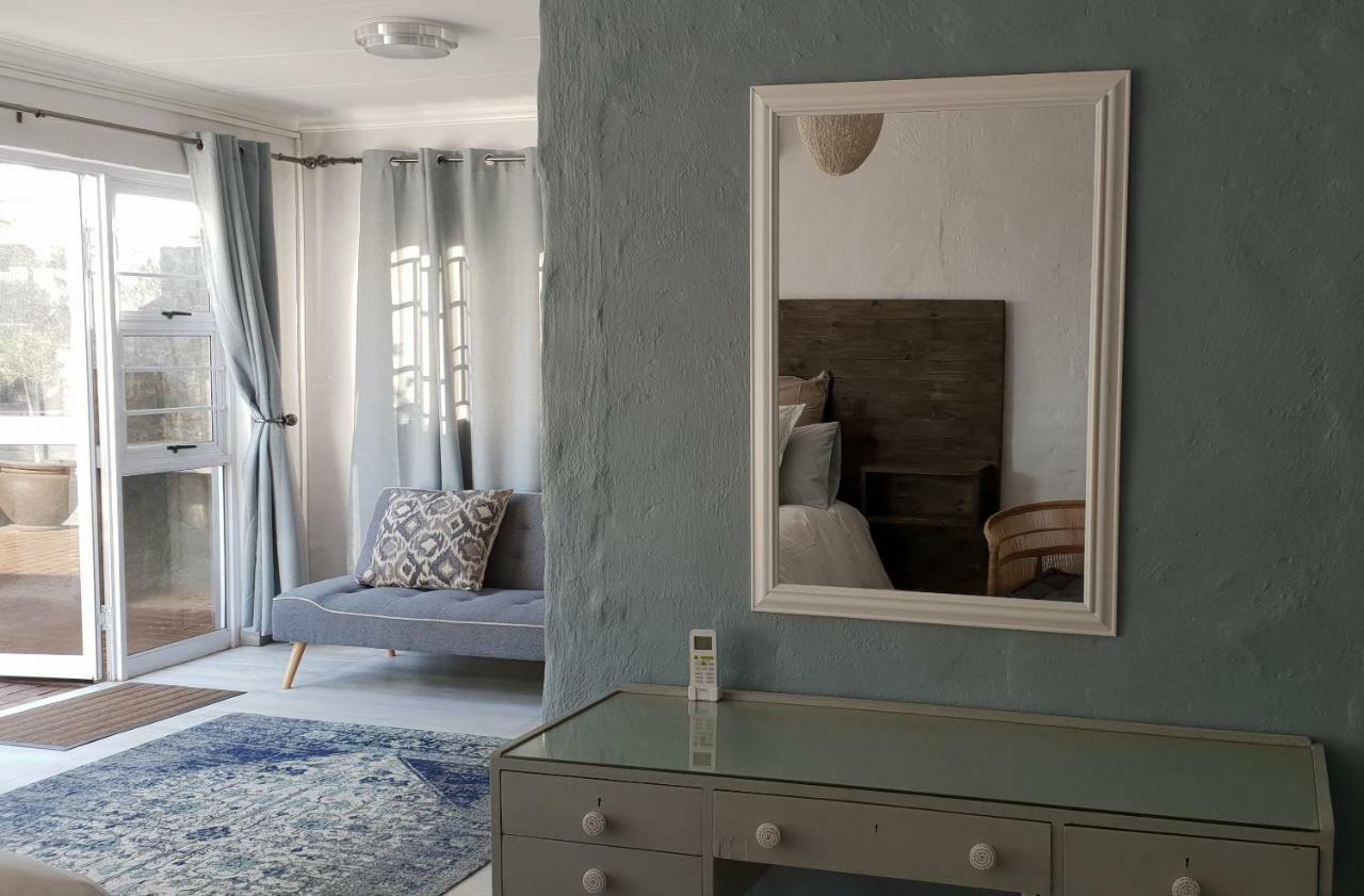 Emmaus Apartment Bloemfontein Eksteriør bilde