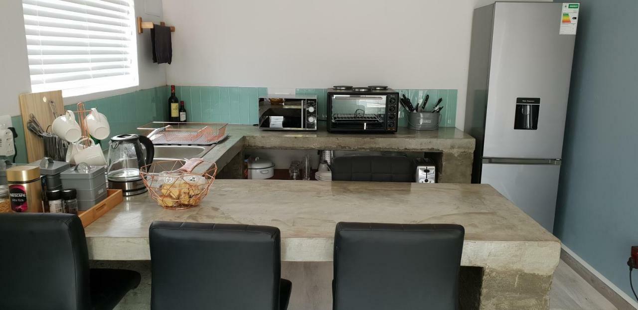 Emmaus Apartment Bloemfontein Eksteriør bilde